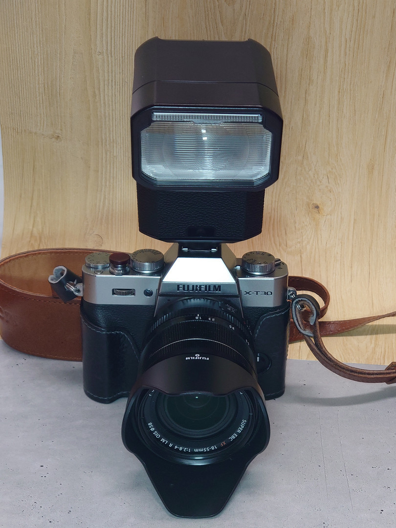 FUJIFILM クリップオンフラッシュ EF-X500 クリップオンフラッシュ EF-X500 | アクセサリー | FUJIFILM X