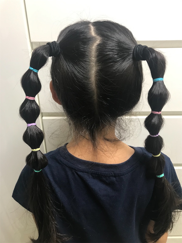 小学生ヘアアレンジ カラーゴムで簡単オニオンヘア シングルマザーの思うこと 小学生ヘアアレンジ カラーゴムで簡単オニオンヘア シングルマザーの思うこと