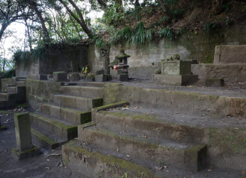 石造りの建造物、寺院跡のような雰囲気