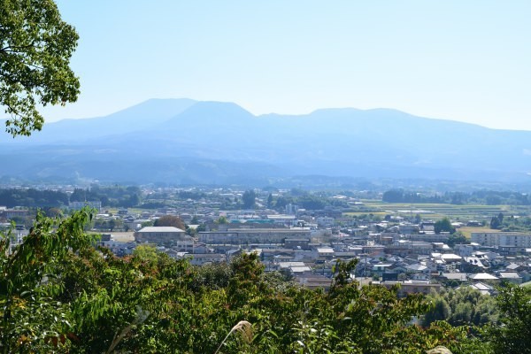 えびの市街地を一望