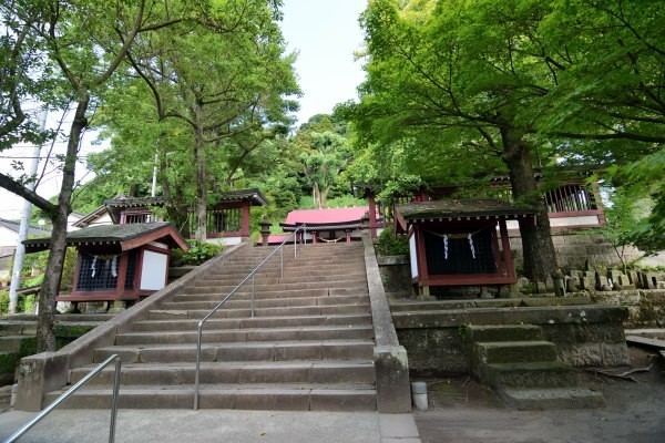 神社の石段