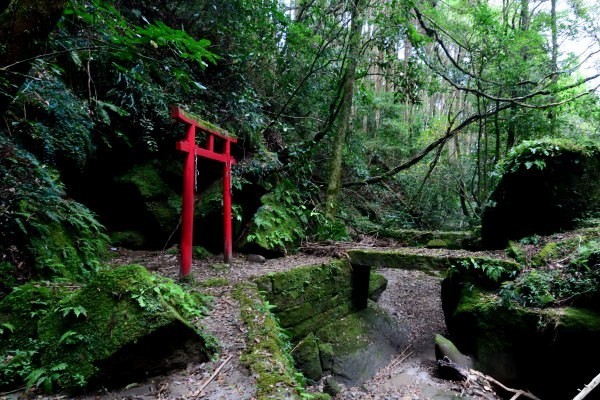 山深い場所にある聖地