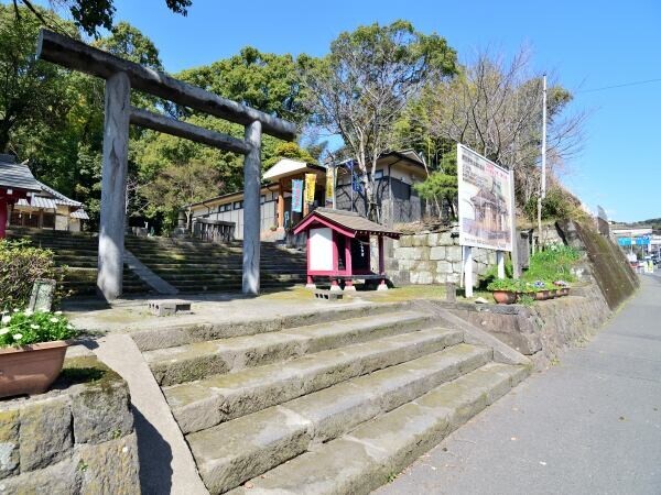 神社の参道口