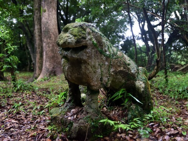 鬼丸神社の狛犬
