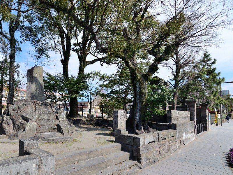 島津義久の居城跡
