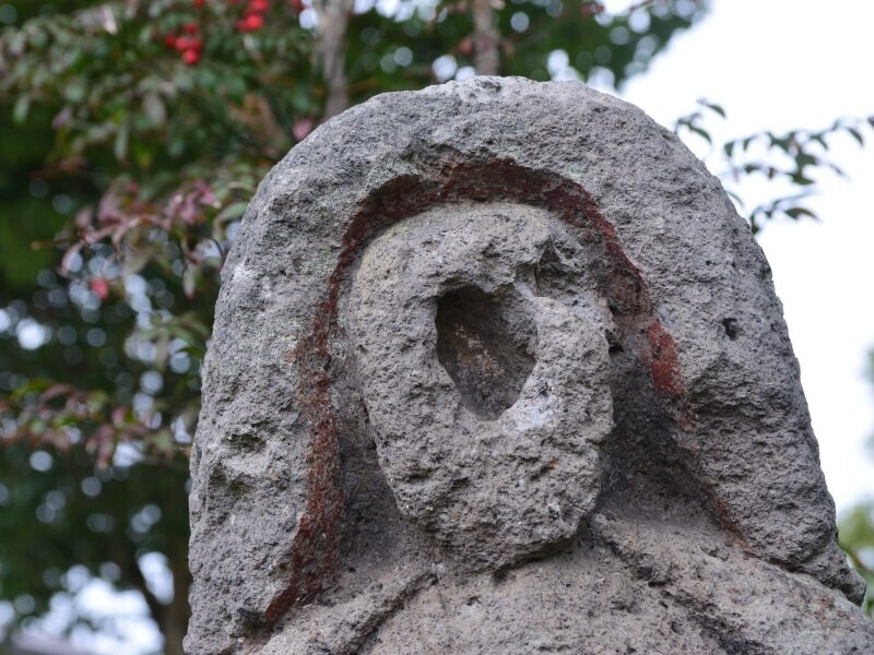 田の神像の顔