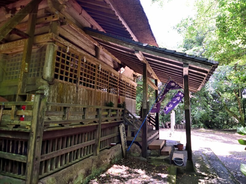 白木神社の社殿