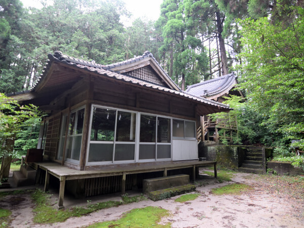 飛諏訪神社