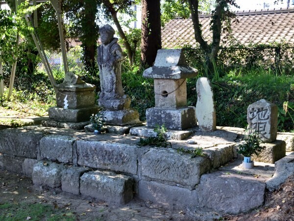 祓戸神社の境内