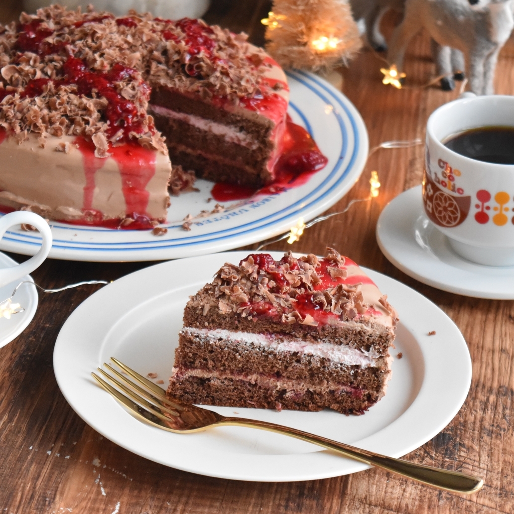 ラズベリーなダークチョコレートケーキで コーヒーマリアージュのクリスマス ふじたかなの いつも美味しい もの探し