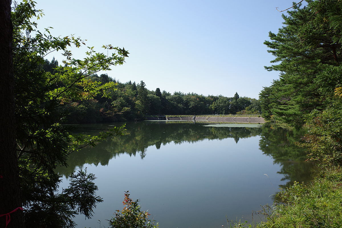 登山口の貯水場