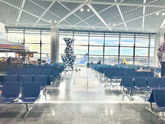 成田空港第1ターミナルのラーメン松戸富田と壱角家を比べてみた-9