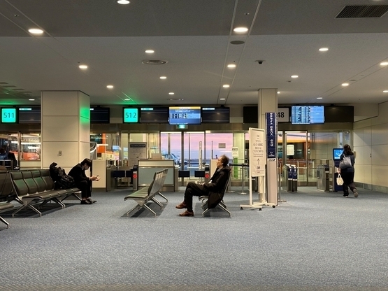 羽田空港第2ターミナルの利用しやすそうなコンビニ-1