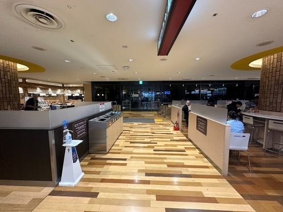 成田空港第1ターミナルで松戸富田さんと壱角家さんを比べてみた-6