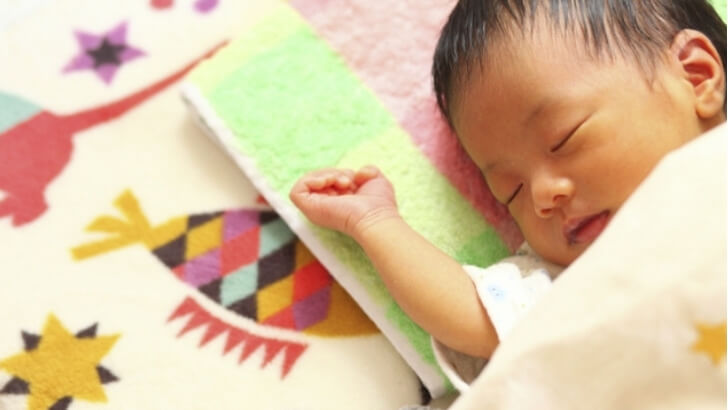 f:id:fukudon_don:20190219234708j:plain 寝ている子ども 赤ちゃん 新生児