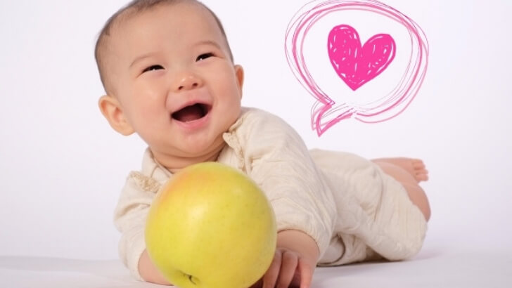 f:id:fukudon_don:20190219234802j:plain うつぶせで喜ぶ赤ちゃん 新生児