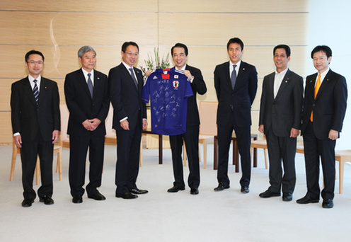 7月6日のできごと(何の日)【サッカー日本代表】菅首相を表敬訪問