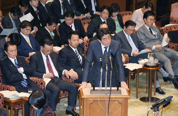 3月3日のできごと(何の日)【安倍晋三首相】村山談話を踏襲