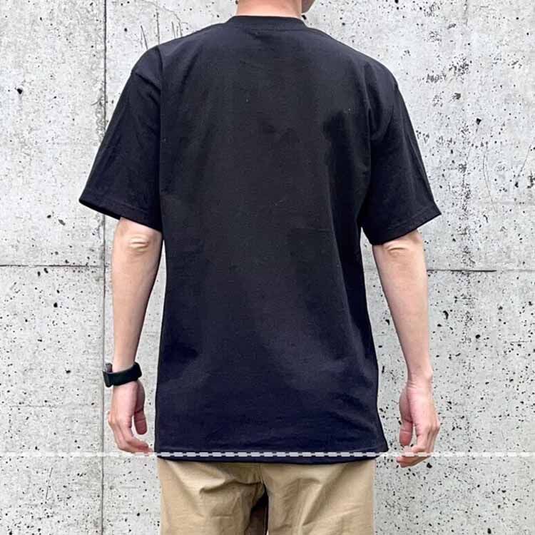 未洗いのプロクラブのTシャツのサイズ感（バックスタイル）