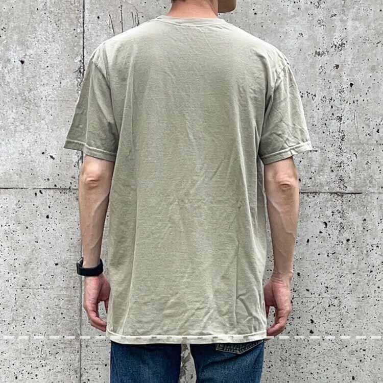 コンフォートカラーズの新品Tシャツのサイズ感(バックスタイル)