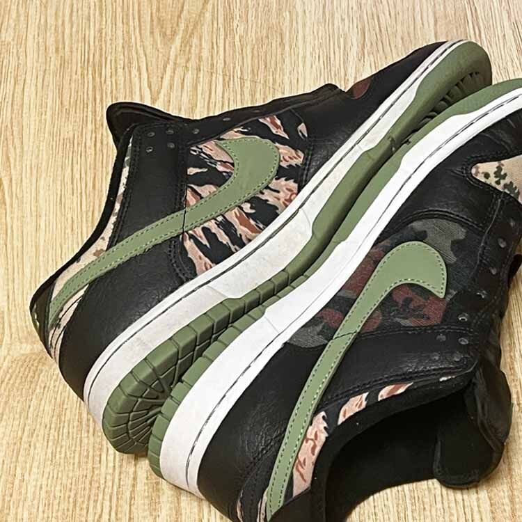 ダンクを泡で洗ったソールの綺麗さの比較
