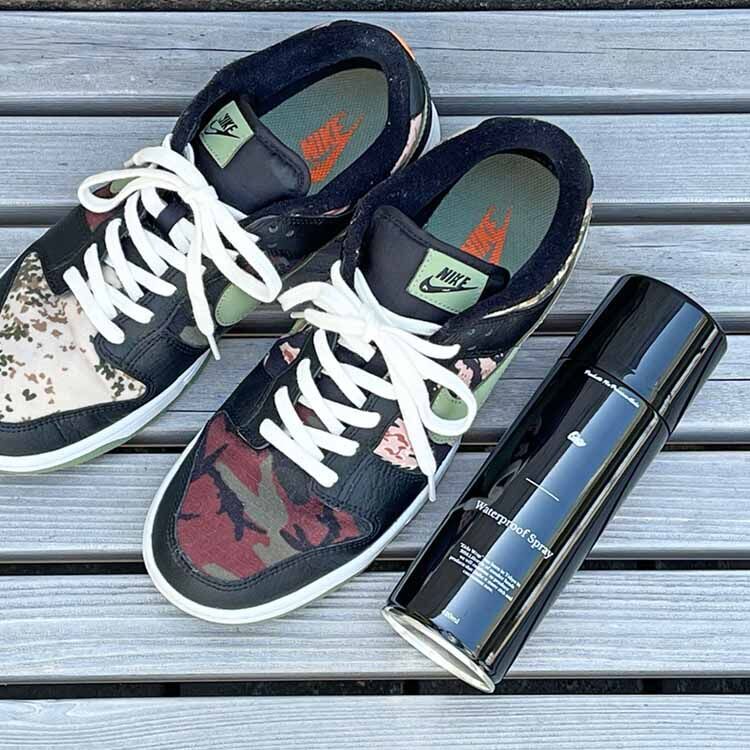 KICKSWRAPの防水スプレーとダンク