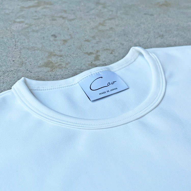 CovのTシャツはおしゃれです