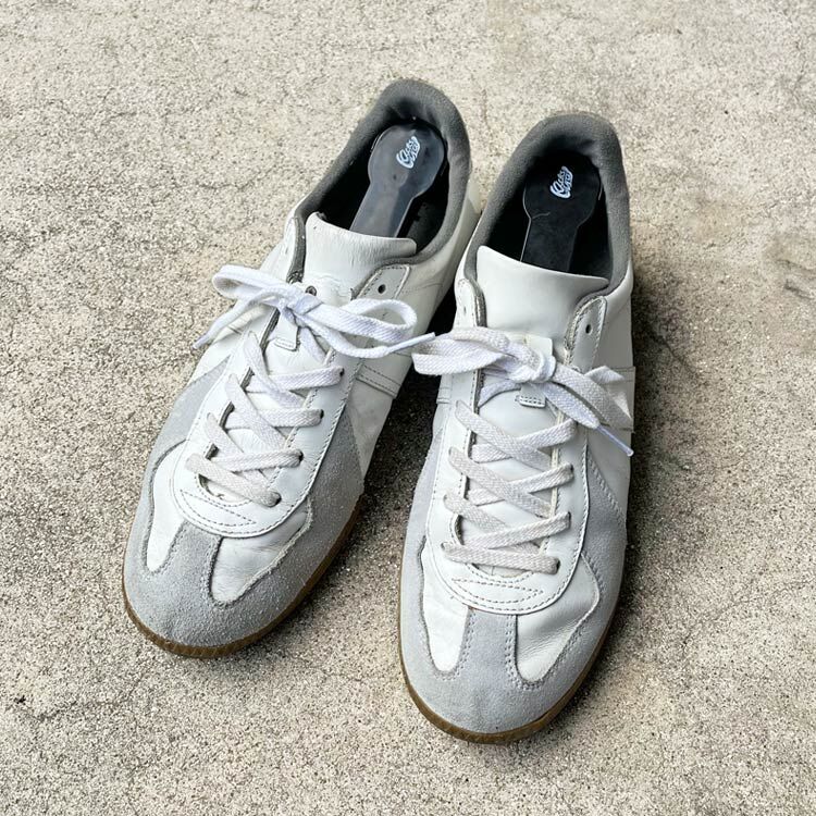 Kickswrapのシューキーパーをジャーマントレーナーに装着した