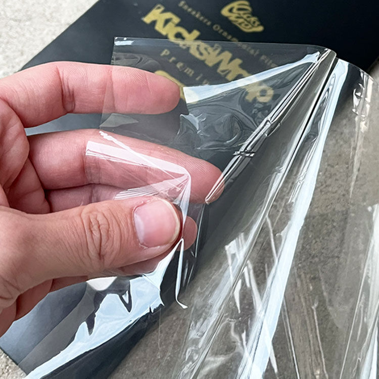 キックスラッププレミアムのスニーカーフィルムは丈夫で美しい