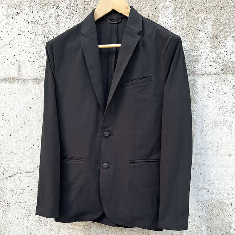 アンコン仕立てのジャケット
