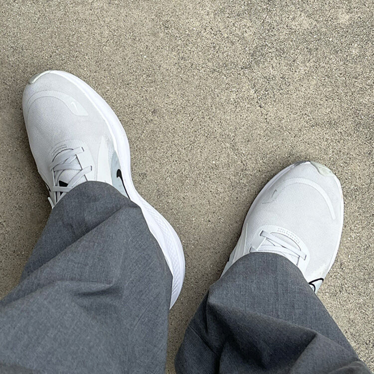 NIKEクエストのきれいめコーディネート