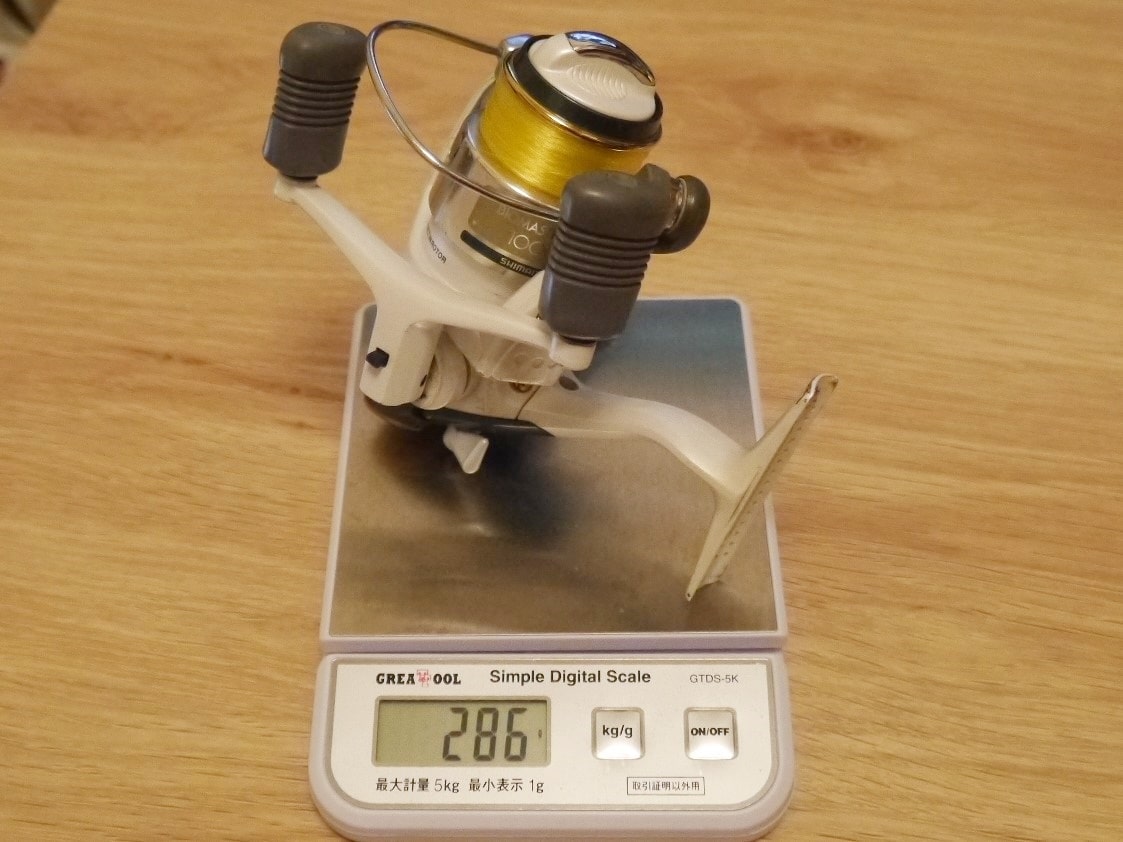 バイオマスターの重さを測っています