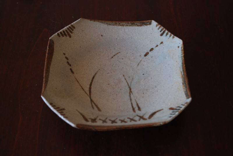 常滑焼　常石窯　中村勝明作　絵唐津写　草文　深向付　五客　共箱　V　R4998B 常滑焼 常石窯 中村勝明作 絵唐津写 草文 深向付 五