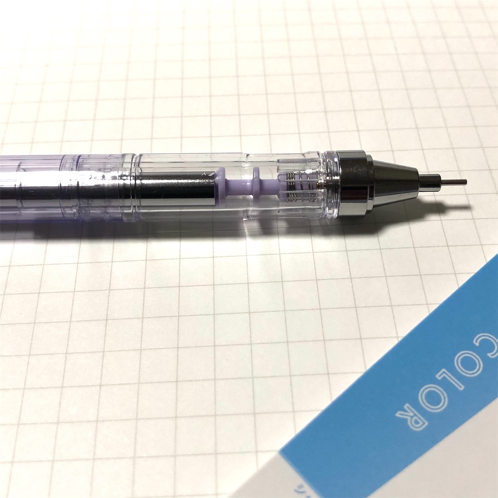 使いやすさの秘密は握ったまま芯が出る機能 トンボ鉛筆 モノグラフ クリアカラー 新色軸は春らしいです 本と文房具とスグレモノ