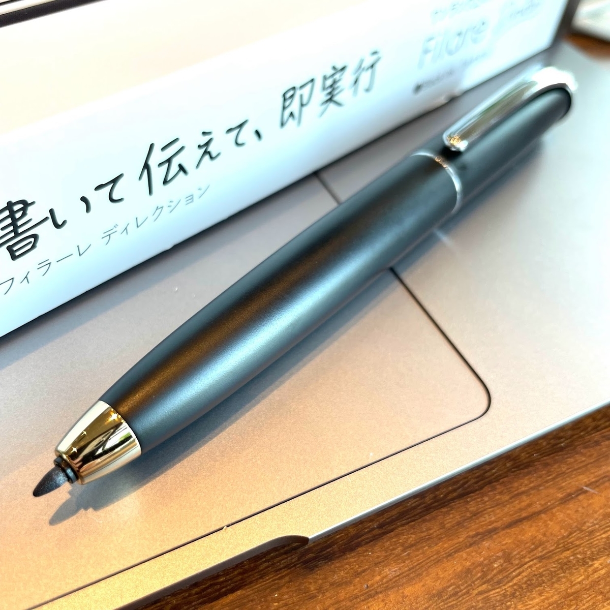 サインペンの良いところそのまま！書いて、伝えて、即実行「フィラーレ