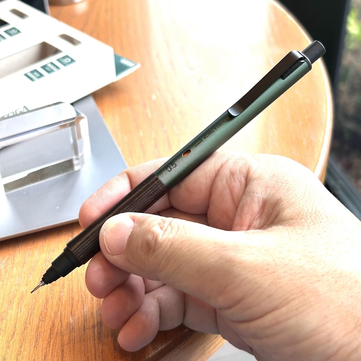 紙と筆記具についての思いです！「クルトガウッド」と一緒に書き