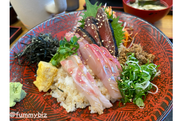 ドライブイン西村食堂 海鮮丼