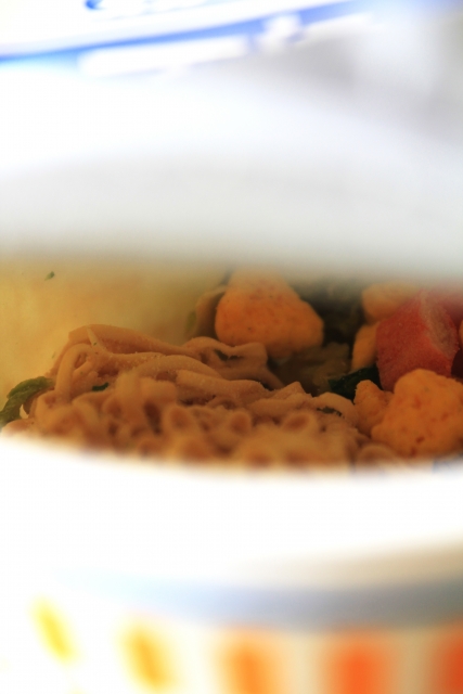 カップヌードルをアレンジレシピで更に美味しく しょうゆやカレーがどう変わる 旬で定番な話のネタ日記