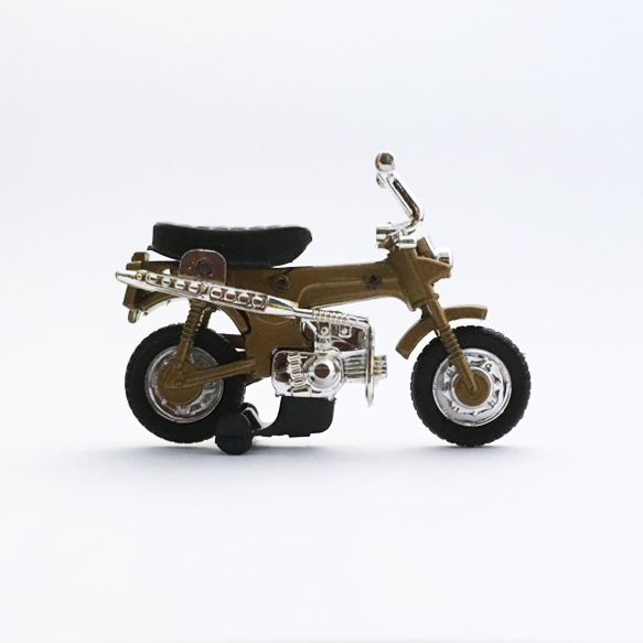 トミカのダックスホンダとトミカのダットサン ミニカーショップ ケンボックス トミカ 黒箱☆66☆ホンダダックス