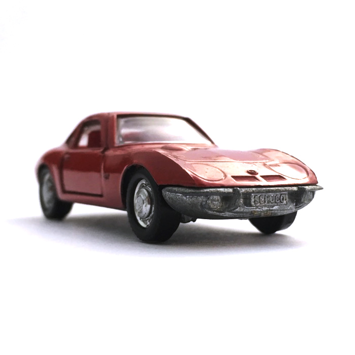 OPEL GT 1900 - 増えすぎたミニカーに愛を捧ぐ