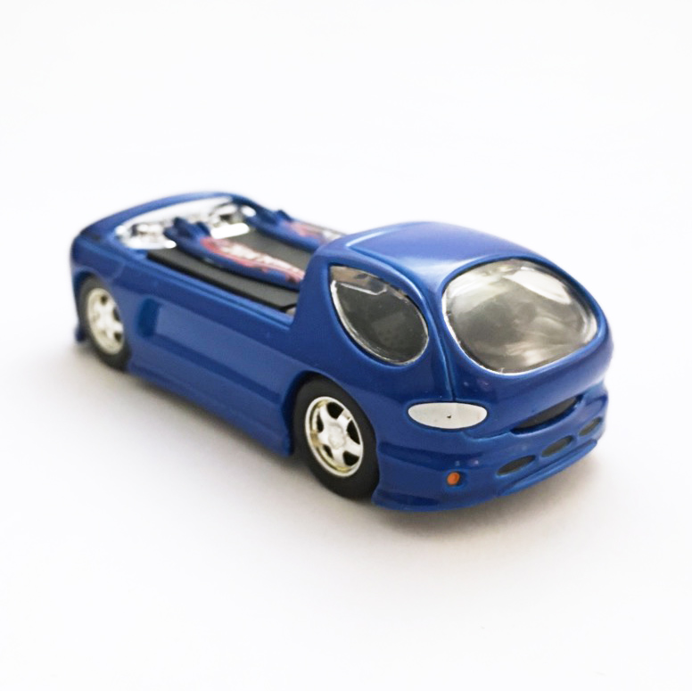 DEORA II - 増えすぎたミニカーに愛を捧ぐ