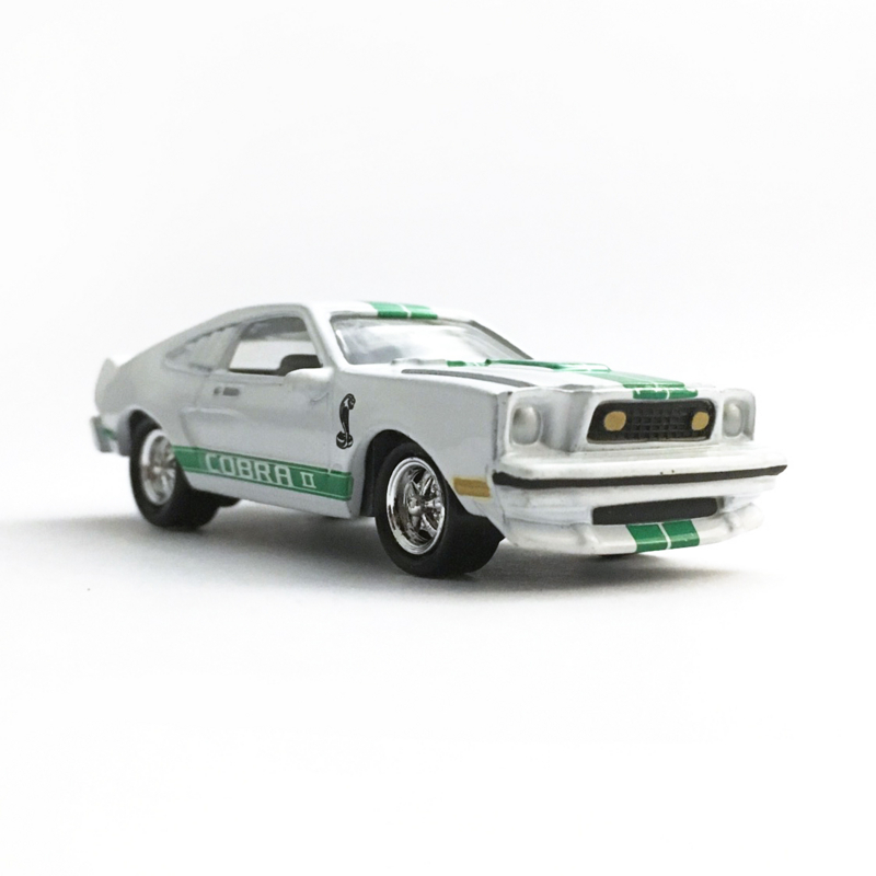 1977 MUSTANG COBRA II - 増えすぎたミニカーに愛を捧ぐ