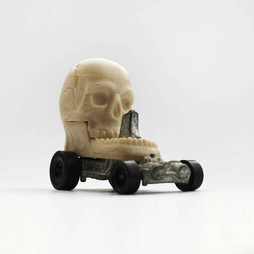 Skull Numb - 増えすぎたミニカーに愛を捧ぐ