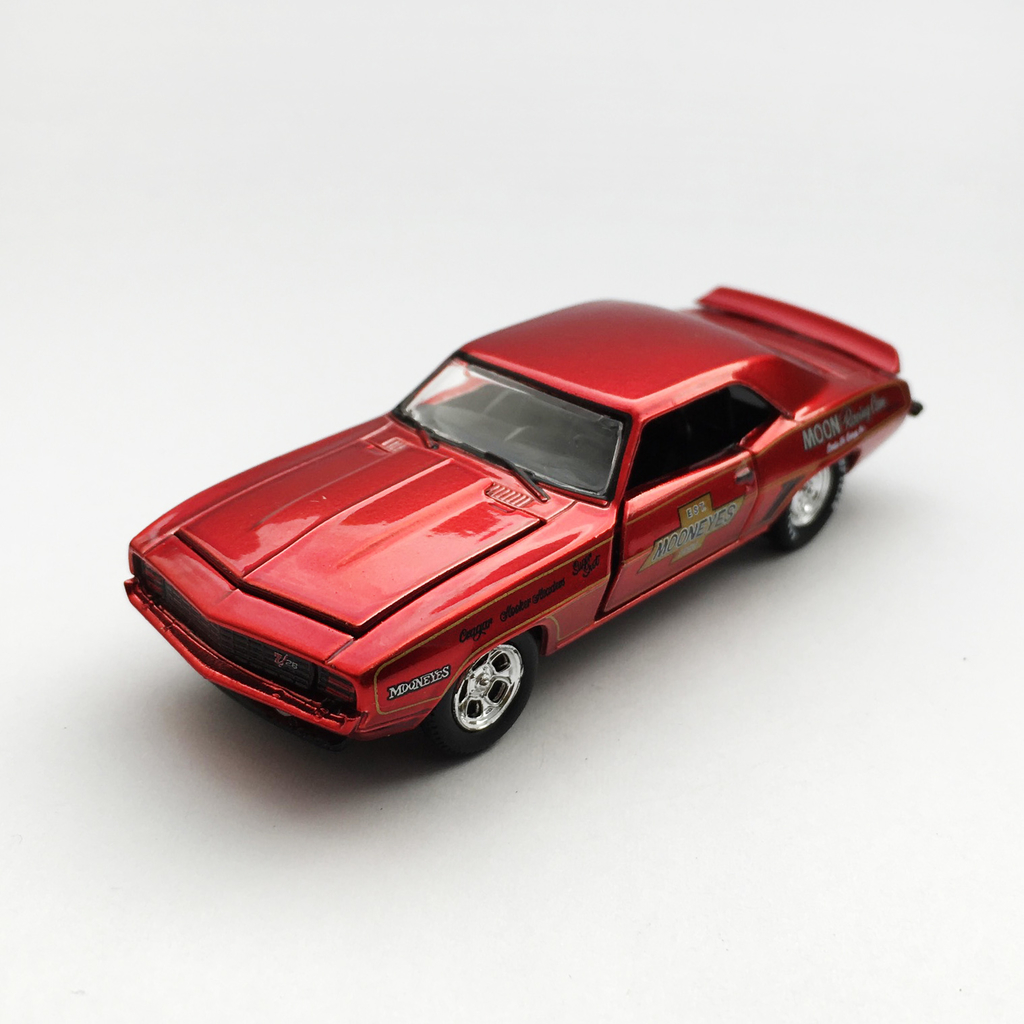 M2 マシーン　1969 シボレー カマロ Z/28 RS ムーンアイズ　モデル robi10様専用ムーンアイズ 1969 シボレー・カマロ Z/28 RS