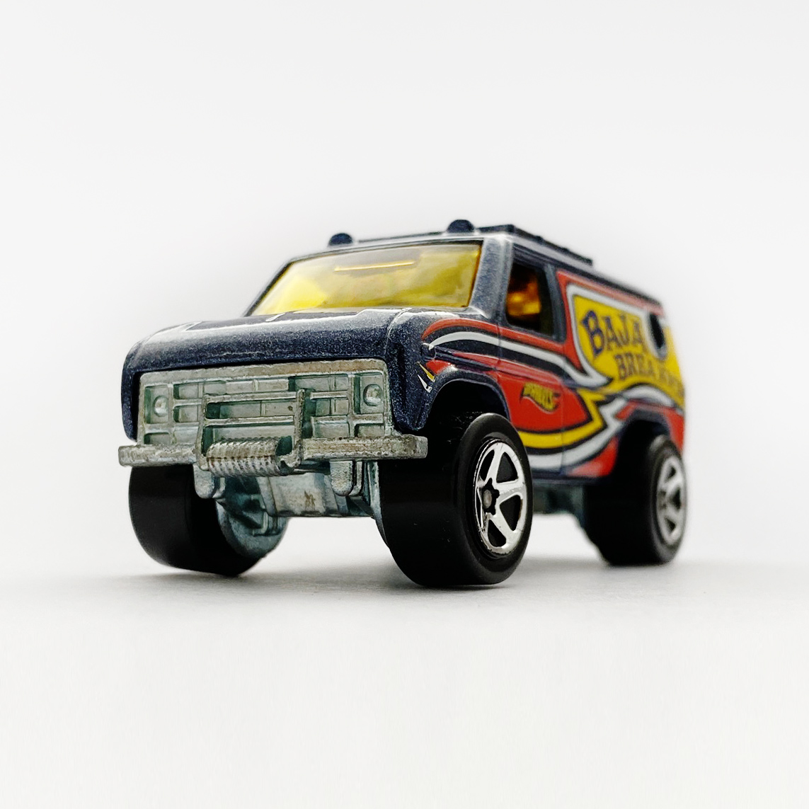 BAJA BREAKER - 増えすぎたミニカーに愛を捧ぐ