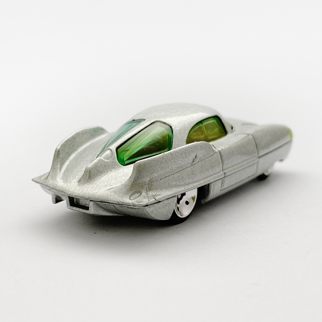 Prototipo Alfa Romeo B.A.T. 9 - 増えすぎたミニカーに愛を捧ぐ
