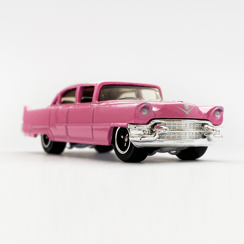 1955 Cadillac Fleetwood ダイキャストミニカー 1955 Cadillac Fleetwood - 増えすぎたミニカーに愛を捧ぐ