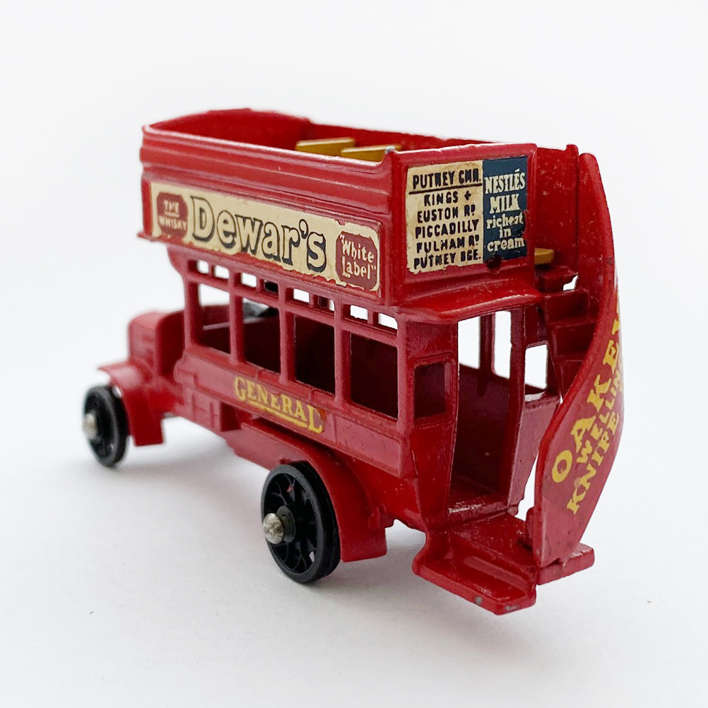 B. TYPE LONDON BUS - 増えすぎたミニカーに愛を捧ぐ