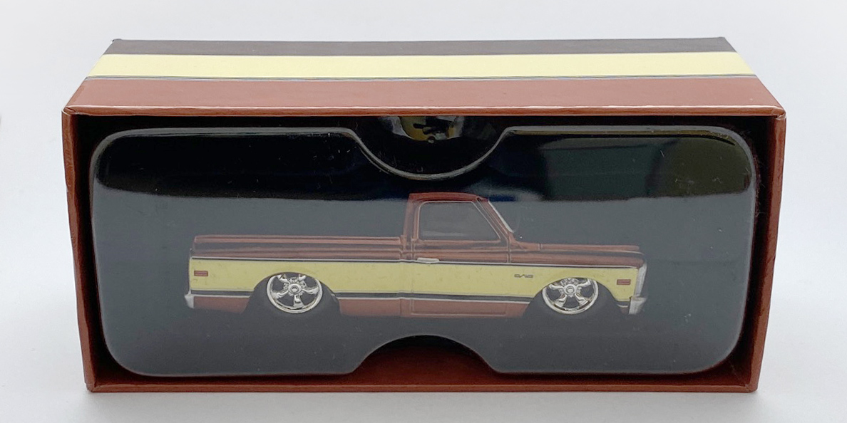 69’CHEVROLET C-10 1969 CHEVY C-10 - 増えすぎたミニカーに愛を捧ぐ