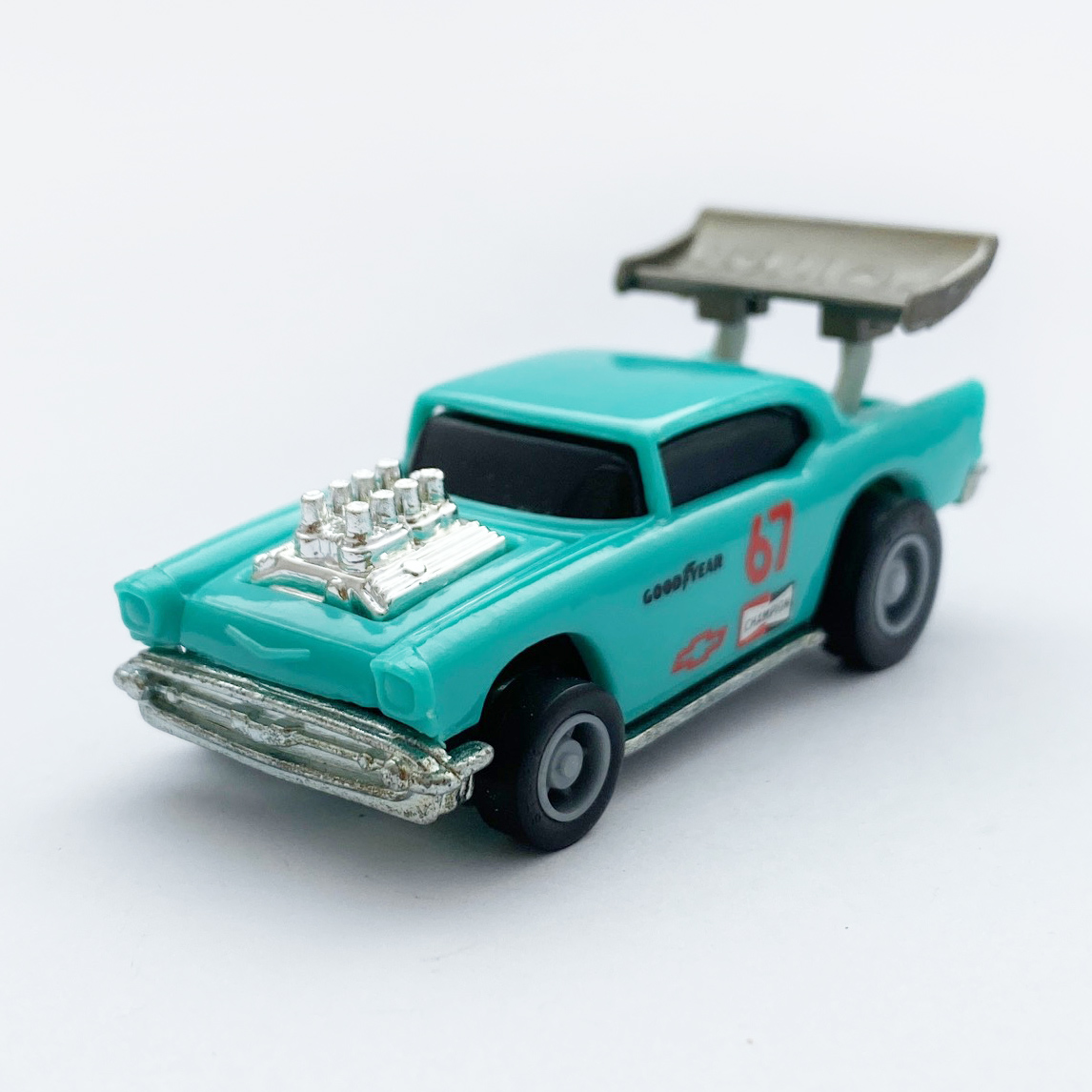 57 CHEVY - 増えすぎたミニカーに愛を捧ぐ